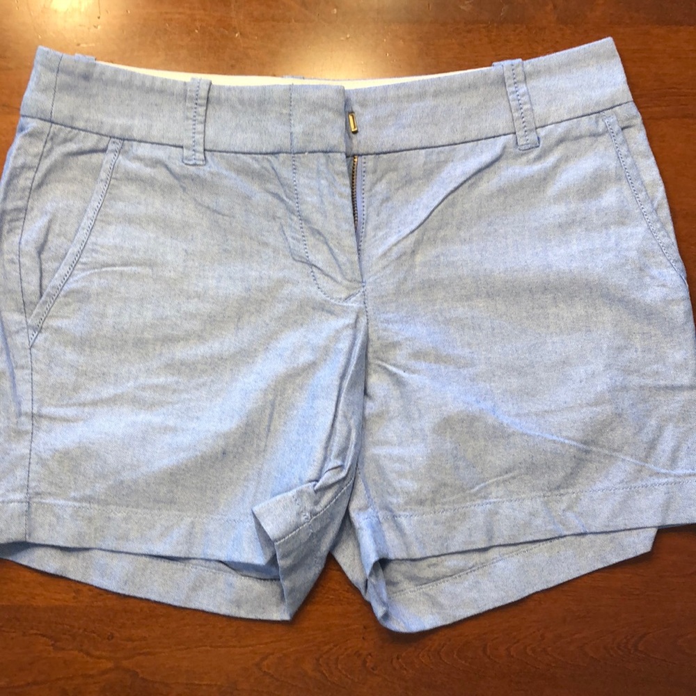 ⬇️ $24 Jcrew Chambray city fit shorts.Size 0